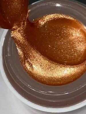Gold And Copper Ready Mixed 20ml Paints. You Get 4 Pots Two Of Each Colour. • £3.99