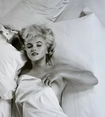 Marilyn Monroe - From Above - Lying On Her Back In Bed !!! • $2.22