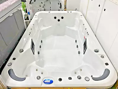 Sun And Soul 4000 American 4 Metre Swim Spa Backed By Jacuzzi 3 Year Guarantee • £14995