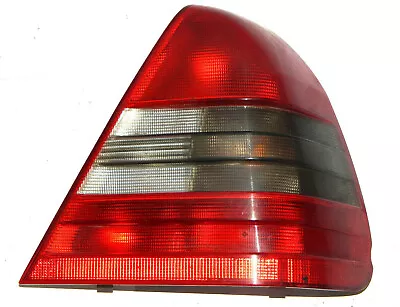 Genuine 95 Mercedes Benz C-class C180 4dr Rh Offside Rear Taillight 3301-5205-14 • $49.49