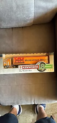 Liberty #30039 Die-cast Kenworth 18 Wheeler Bank Minneapolis Moline • $25