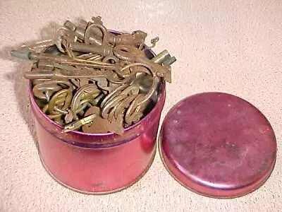 Old Rusty Keys & ~SKELETON KEY LOT~ Antique Vintage All Sizes • $32