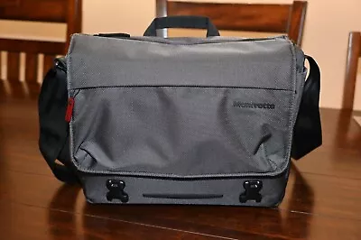 Manfrotto Manhattan Messenger Speedy 10 Camera Bag • $89