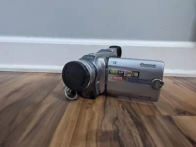 Canon Optura 20 MiniDV Camcorder With 3.5-inch LCD & 16x Optical Zoom • $70