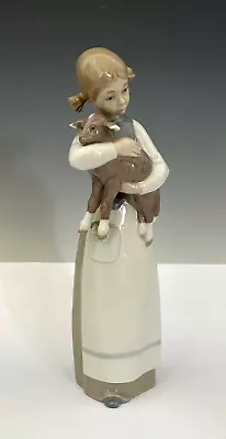 Retired 1993 Lladro Girl With Lamb 1010 Figurine • $49