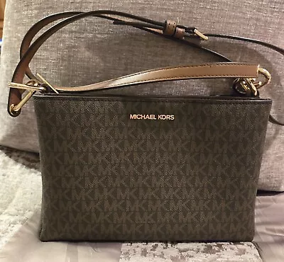 Michael Kors Trisha Medium Logo Crossbody Bag - Brown - NWOT  • $50