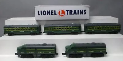 Lionel 6-82726 O Gauge Postwar Green Alco FA O Gauge Diesel Passenger Train Set • $353.49