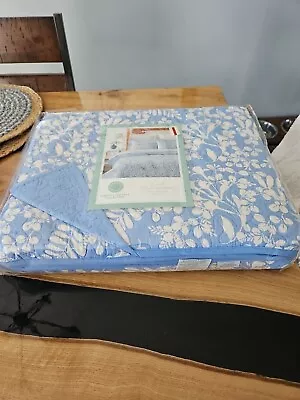 Martha Stewart Collection Aspendale Full/ Queen Quilt • $79