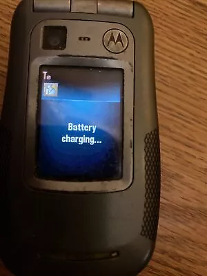 Vintage Motorola Flip Cell Phone Charges And Turns On Please See Details!!! • $9.99