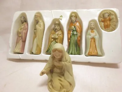 Jaeger Christmas Scene. Ceramic 6pc Nativity Set • £6