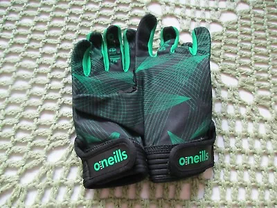 Adults Phoenix Green/Black O'Neills GAA Gloves Gaelic/Hurling Size (One Size) • £13.13