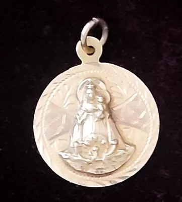 18k Solid Gold Miraculous Mother Pendant * 3.14 Grams * Beautiful Medallion • $199