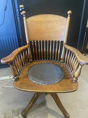 Captains Chair Swivel • £50