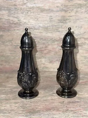 Vintage W.B. Mfg Co. (Weidlich Bros) Silver Plate Salt & Pepper Shakers 52 • $7