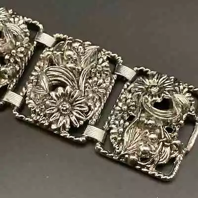 Vintage Sarah Coventry Bracelet Wide Chunky Floral Panel Victorian Silver Tone • $25