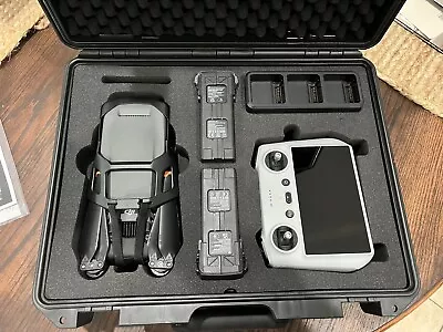 DJI Mavic 3 Classic Camera Drone Fly More (with RC Remote) - Gray • $1500