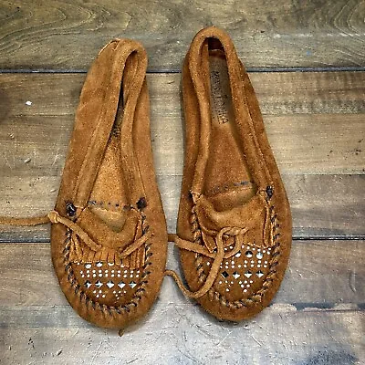 Minnetonka Brown Moccasins Woman’s Size 8 Suede Leather Loafer Fringe Stud • $20