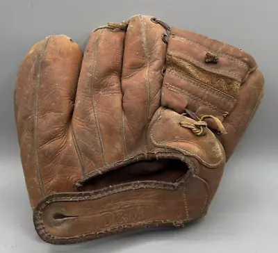 Vintage D&M 3 Finger DG 935 Baseball Glove • $69.97