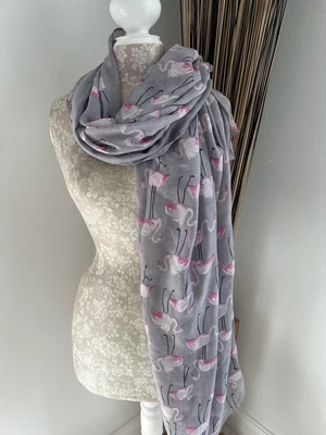 £2.99 • Buy Flamingo Print Scarf