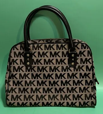 Michael Kors Jet Set Travel Dome Crossbody Bag Medium Logo Monogram Black • $52