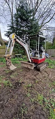 2016 Takeuchi TB215R 1.5 Ton Excavator Digger • £7000