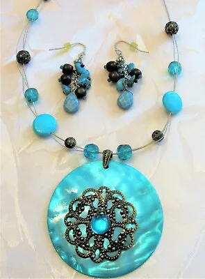 Lovely Glass & Abalone  Shell Bead Necklace & Abalone Pendant & Pierced Earrings • $4.99