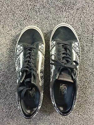 Vans Mens Trainers UK Size 11 Read Description  • £0.99