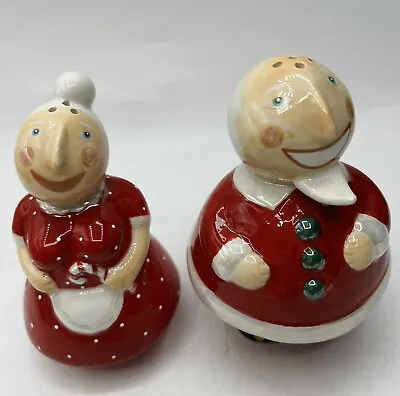 Mr. And Mrs. Santa Claus Salt And Pepper Shakers. UNIQUE! 4” Tall. Both Stoppers • $12.50