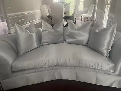 Sofa Marge Carson • $800