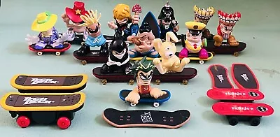 Vtg Tech Deck Dudes 12 Figures And Extra Board Skateboarding Action Figures Lot • $44.99