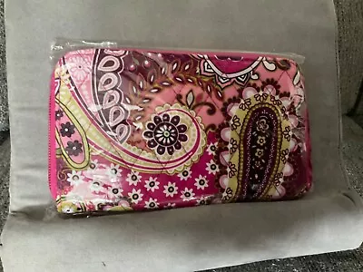 Vera Bradley Zip Around Wallet Full Size RARE Very Berry Paisley NWT New In Bag • $22.90