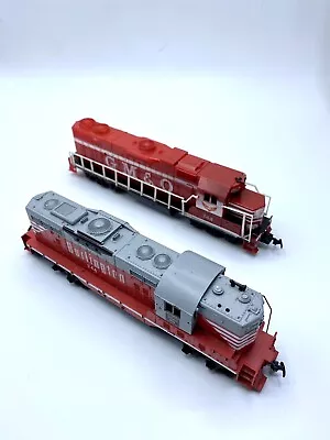 Vintage Train Lot Of 2 G M & HO Life-Like 744 & Burlington 244 Red Free Shipping • $60