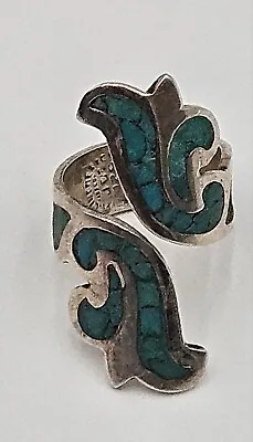 Vintage Native American  Tourquise Chips  Ring Size 6 Signed  • $22