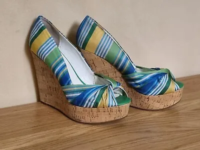 Nine West Ladies Wedges Size 9 • $22