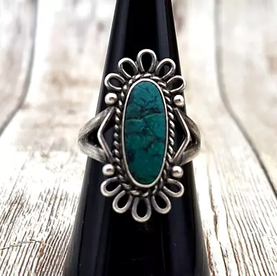 Vintage Sterling Silver Turquoise Southwestern Ring Size 7 • $24.95