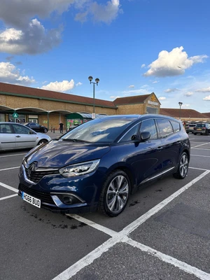 Renault Grand Scenic 7 Seater • £10500