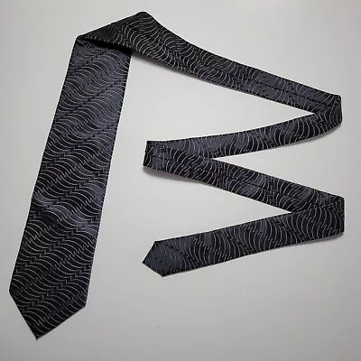 Bugatchi Uomo Men's Black Abstract Wave 100% Silk Necktie Handmade In Italy • $19.99