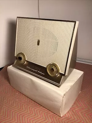 MCM  SLANT FACE ZENITH MODEL F615C VACUUM TUBE RADIO WORKING Mid Century Modern • $48