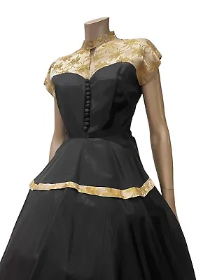 Vintage 1940s Black And Gold Dress In Excellent Condition • $190