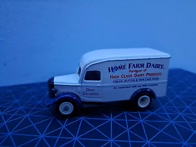 1997 Home Farm Dairy Morris Van • £5