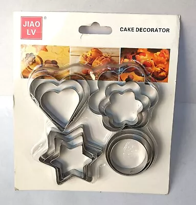 Stainless Steel Cookie Cutters Set - ROUNDSTARHEARTFLOWER MOLDS CUTTER . • $10.90