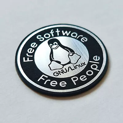 GNU Linux Open Source Sticker Case Badge - Chrome Reflective - 35 Mm X 35 Mm • £11.32