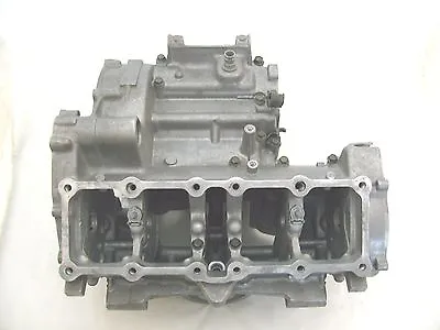 89-90 Yamaha FZR600 Engine Motor Crankcases Crank Cases Block 3HE-15100-01-00 • $134.99