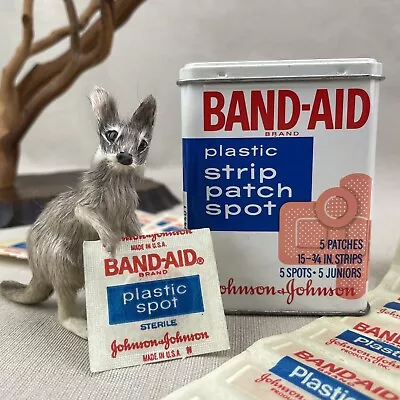 Band-Aid Plastic Strips Patch Spot Juniors Hinged Metal Box Vintage Johnson • $24.99