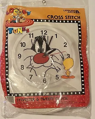 $29.69 • Buy Vintage 1997 Looney Tunes Sylvester Cat & Tweety Bird Clock Cross Stitch Kit NEW