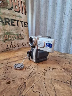 Vintage Sony Handycam Vision DCR-PC10E • £20