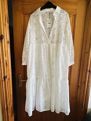 Zara White Broderie Anglaise Dress XL • £49.99