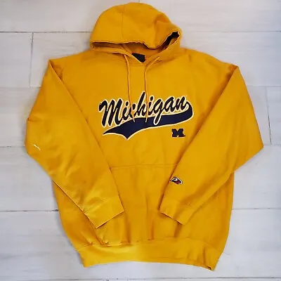 Michigan Wolverines Large Mens Hoodie Pro Player Vintage Style Distressed  • $12.50