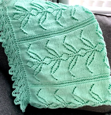 £24.99 • Buy Hand Knitted Patterned Shawl Ideal For Baptism Newborn Etc New