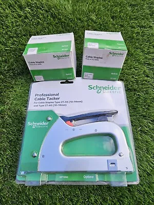 Cable Tacker With 10000 Staples Schneider Electric Brand New In Box • £20